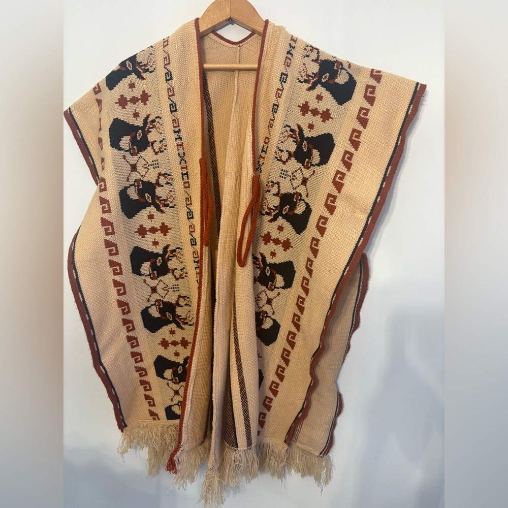 Rare vintage 1970s Mexico poncho sweater deer